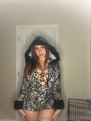 Sp00kytitties Photo #30