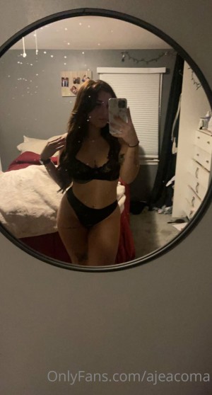 Alyssa Jeacoma Photo #27