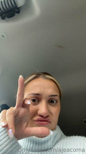 Alyssa Jeacoma Photo #35