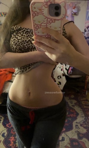 Meowforher Photo #85