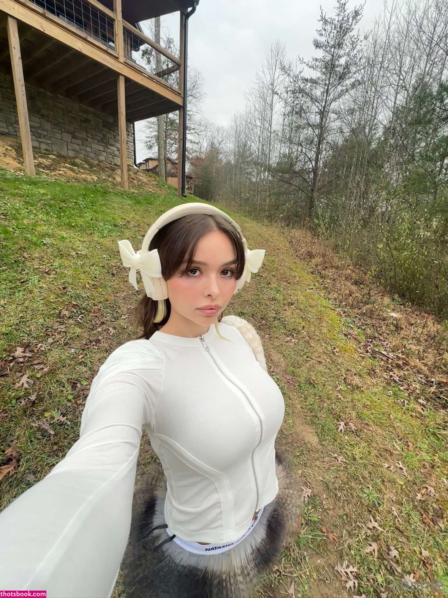 Sophie Mudd Photo #977