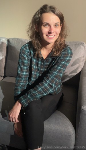 Dark Mistress Photo #56