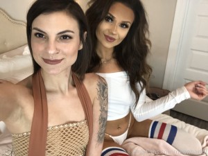 theneonharlot Photo #46