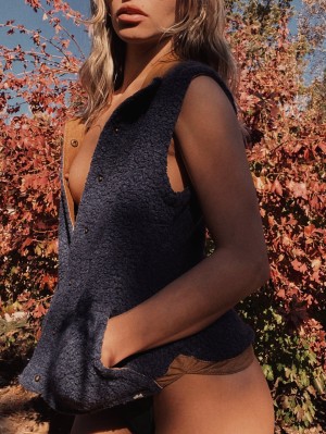 bobbiesmodernlife Photo #134