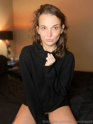 Dark Mistress Photo #66