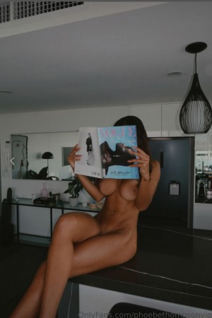 Phoebe Thompson Photo #29