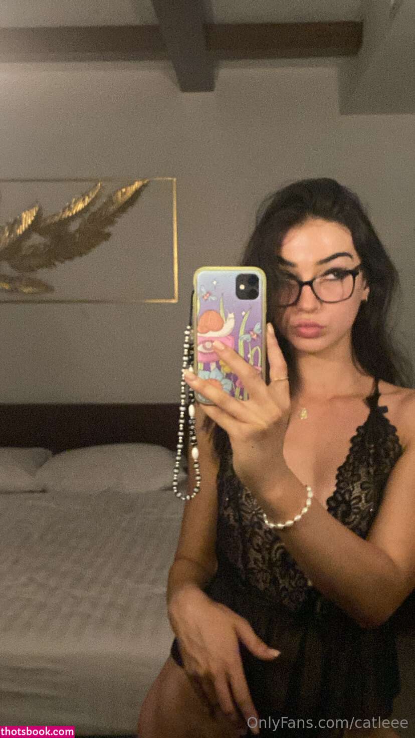 caitlinnlee Photo #15