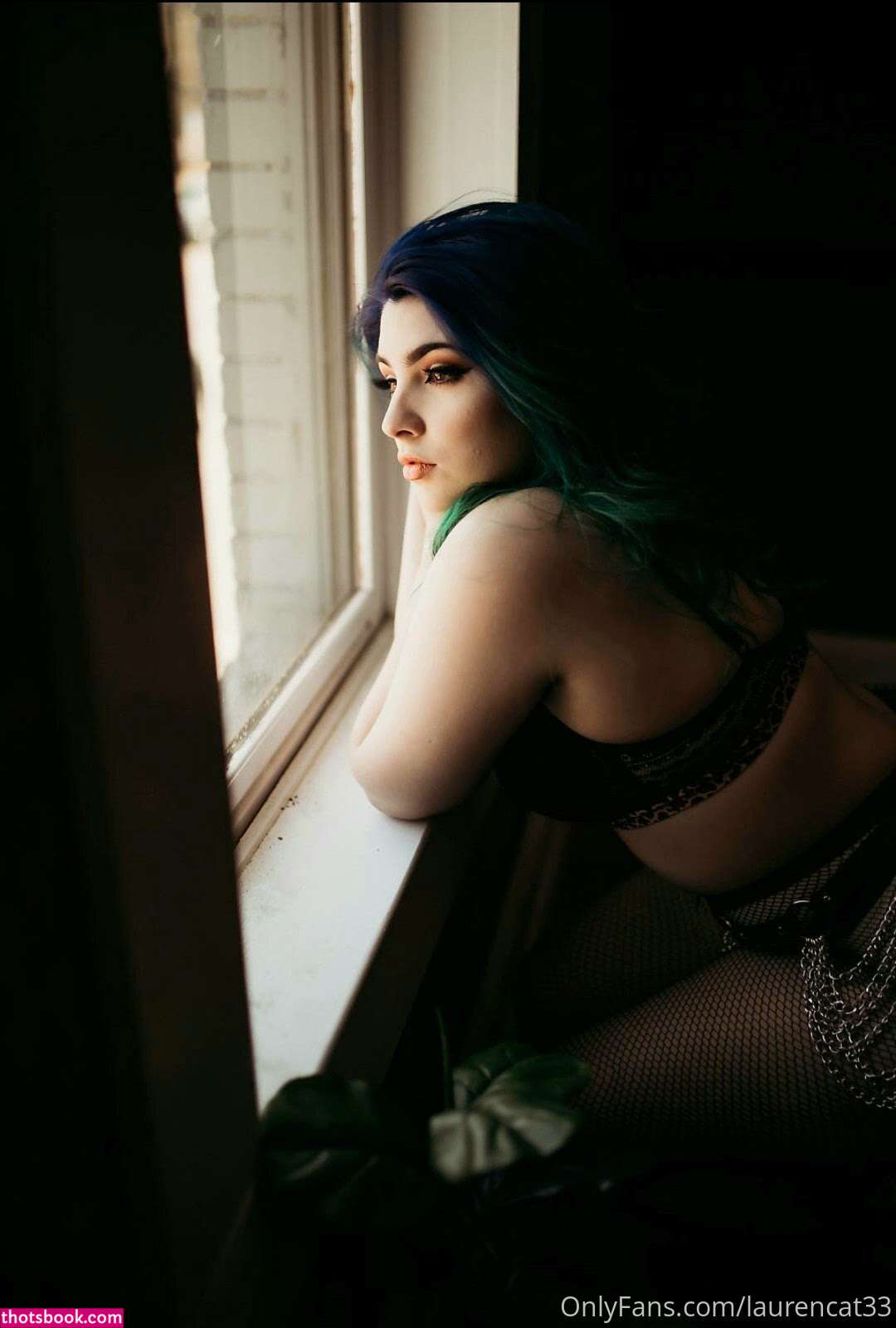 laurencat33 Photo #34