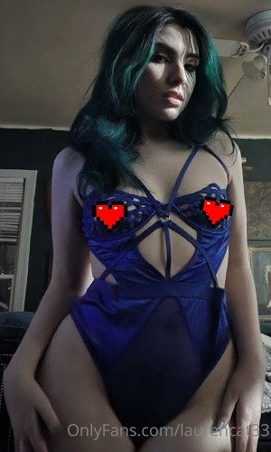 laurencat33 Photo #50