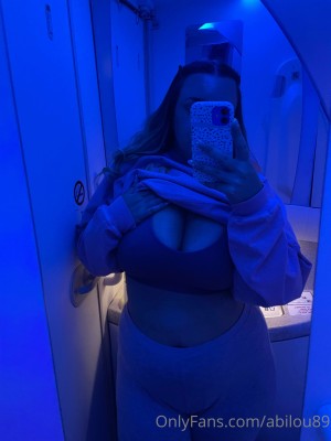 Curvygirllou Photo #10