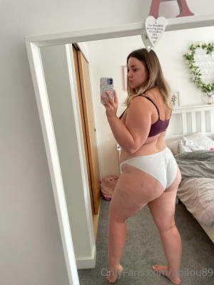 Curvygirllou Photo #23