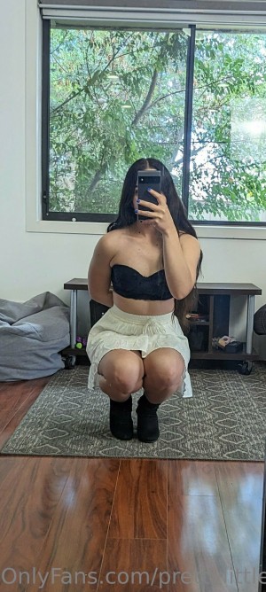 Prettylittlelily48 Photo #34