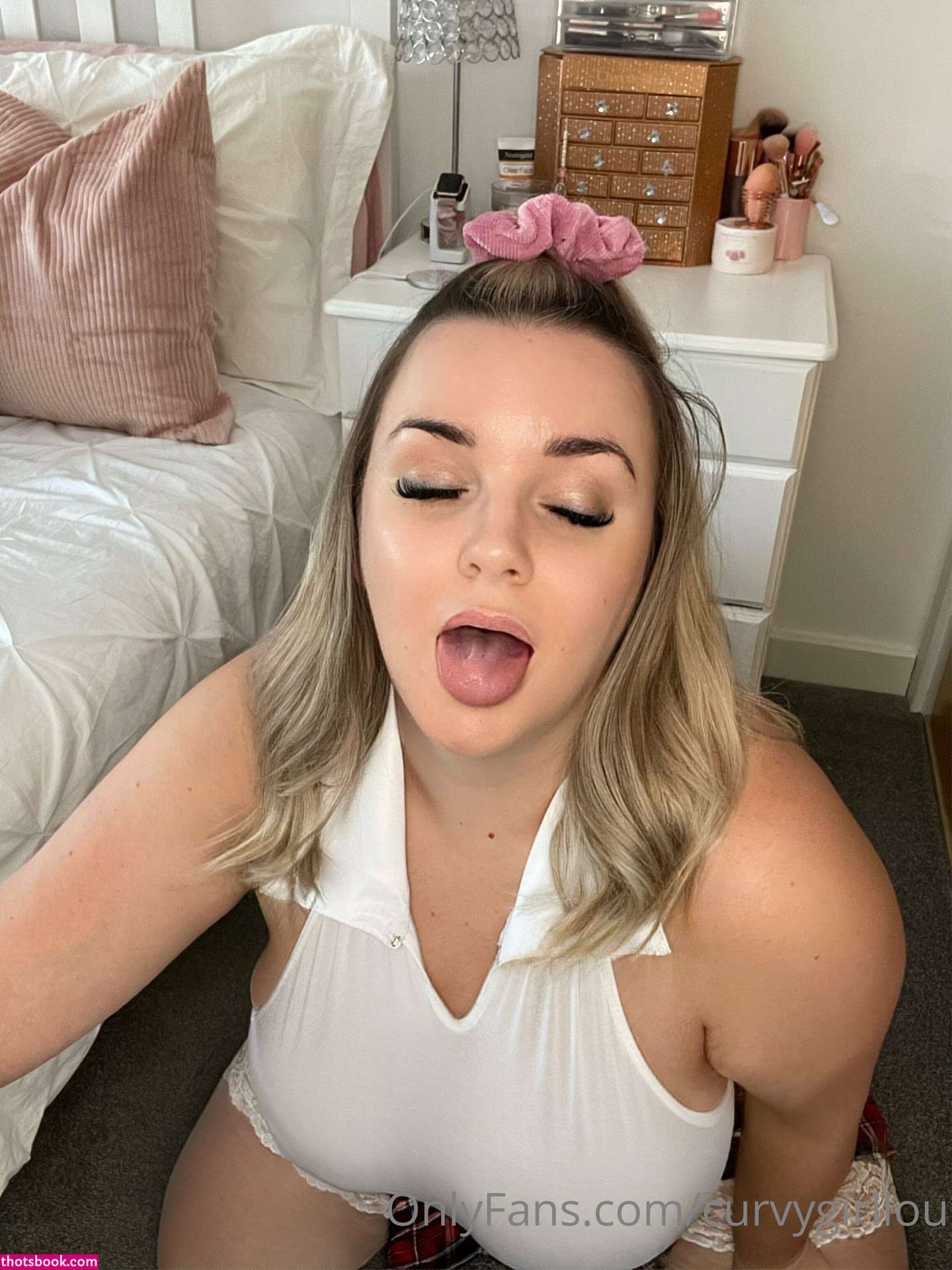 Curvygirllou Photo #132