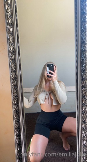 emiliajulie Photo #49