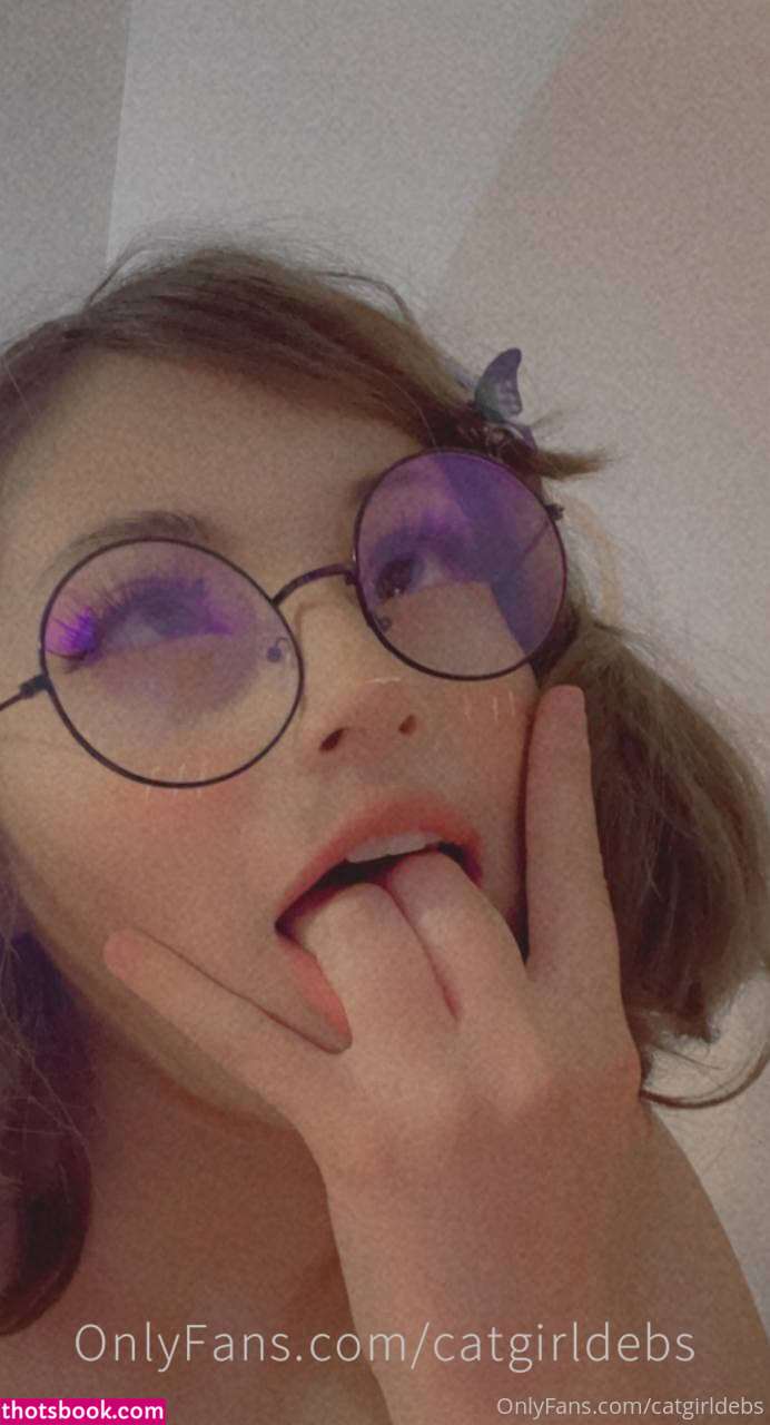catgirldebs Photo #21