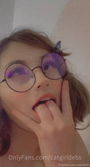 catgirldebs Photo #21