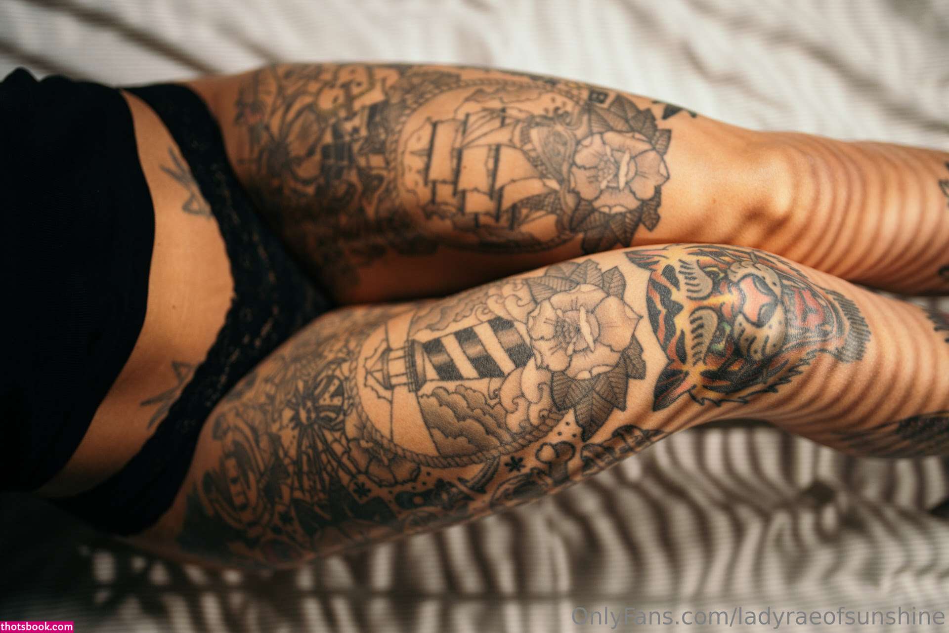 Amandaraeuk Photo #45