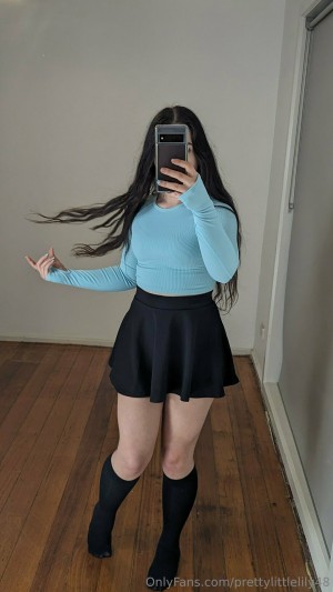 Prettylittlelily48 Photo #110