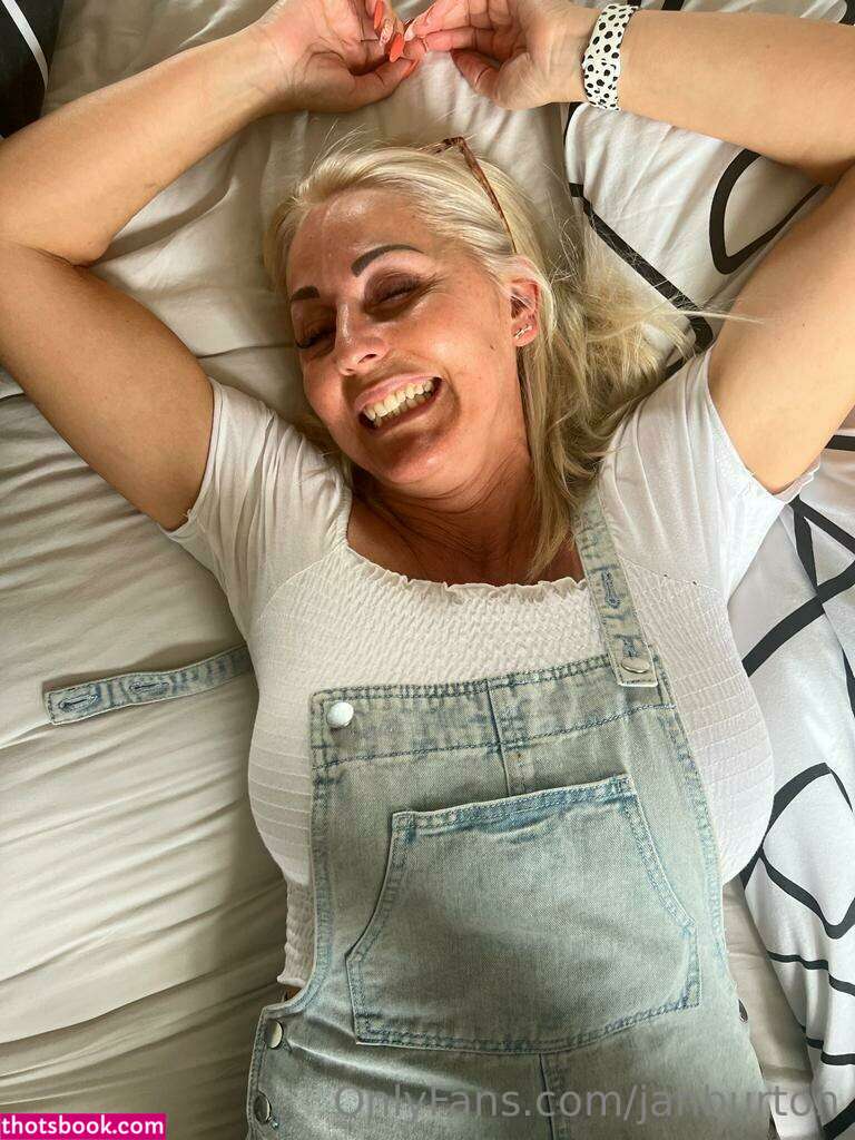 Jan Burton Photo #164