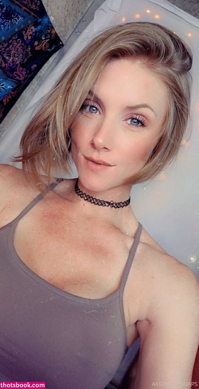 Akgingersnaps Photo #54