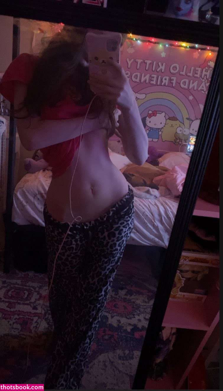 Meowforher Photo #33