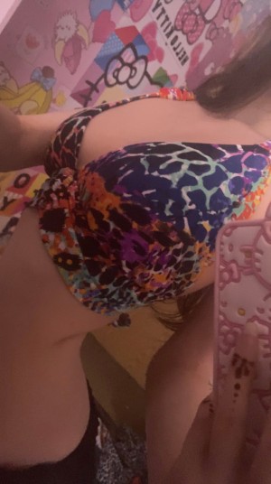 Meowforher Photo #57