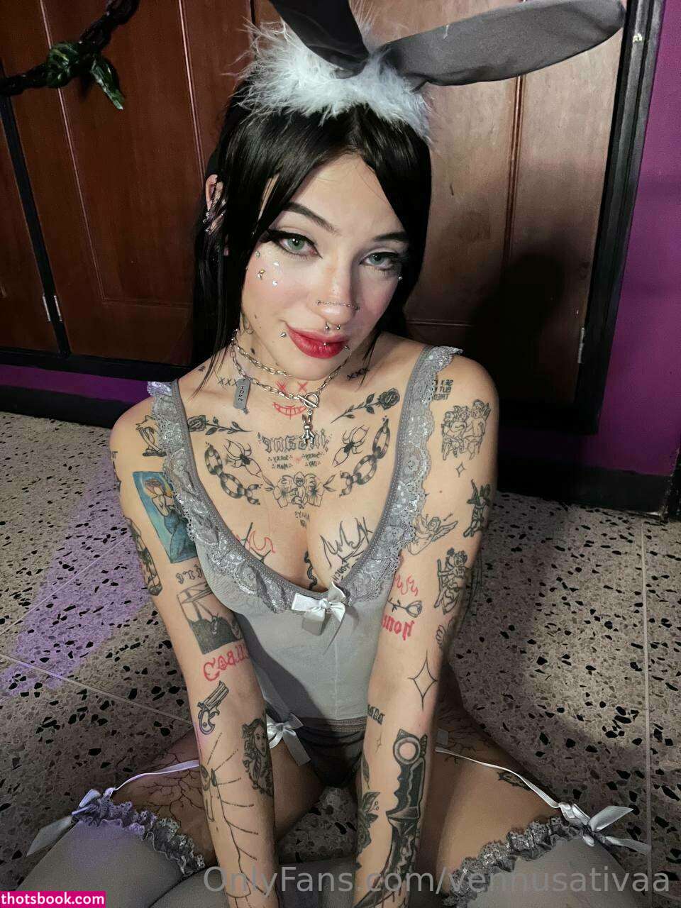 Vennussativa Photo #8