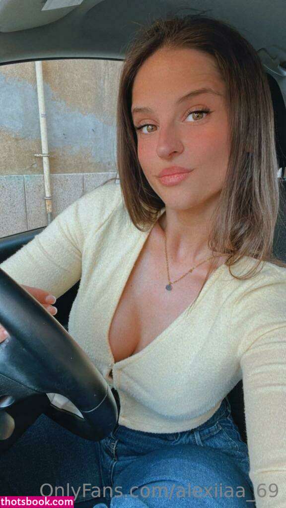 Alexiiaa 69 Photo #15