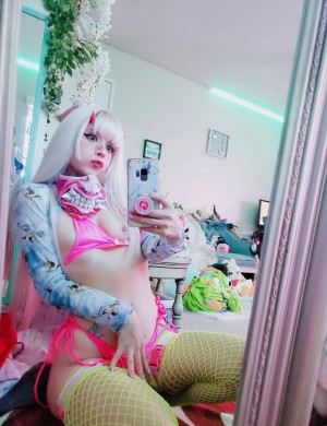 Monstergirl Photo #33