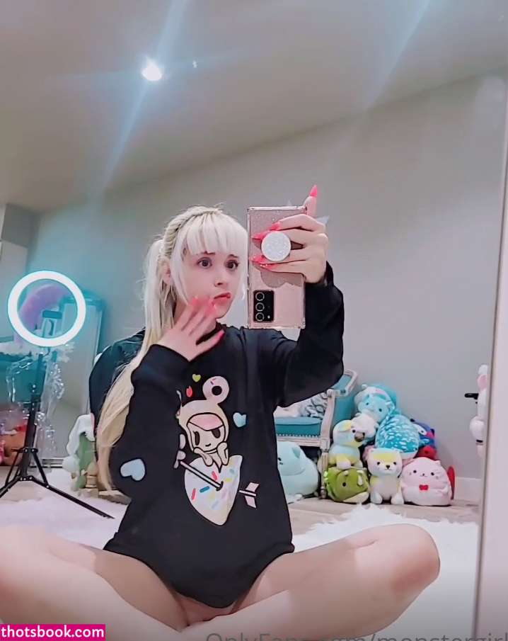 Monstergirl Photo #49