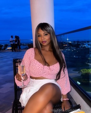 Jessica Anissa Photo #8