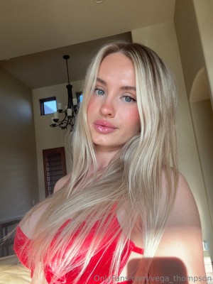 Vega Thompson Photo #261