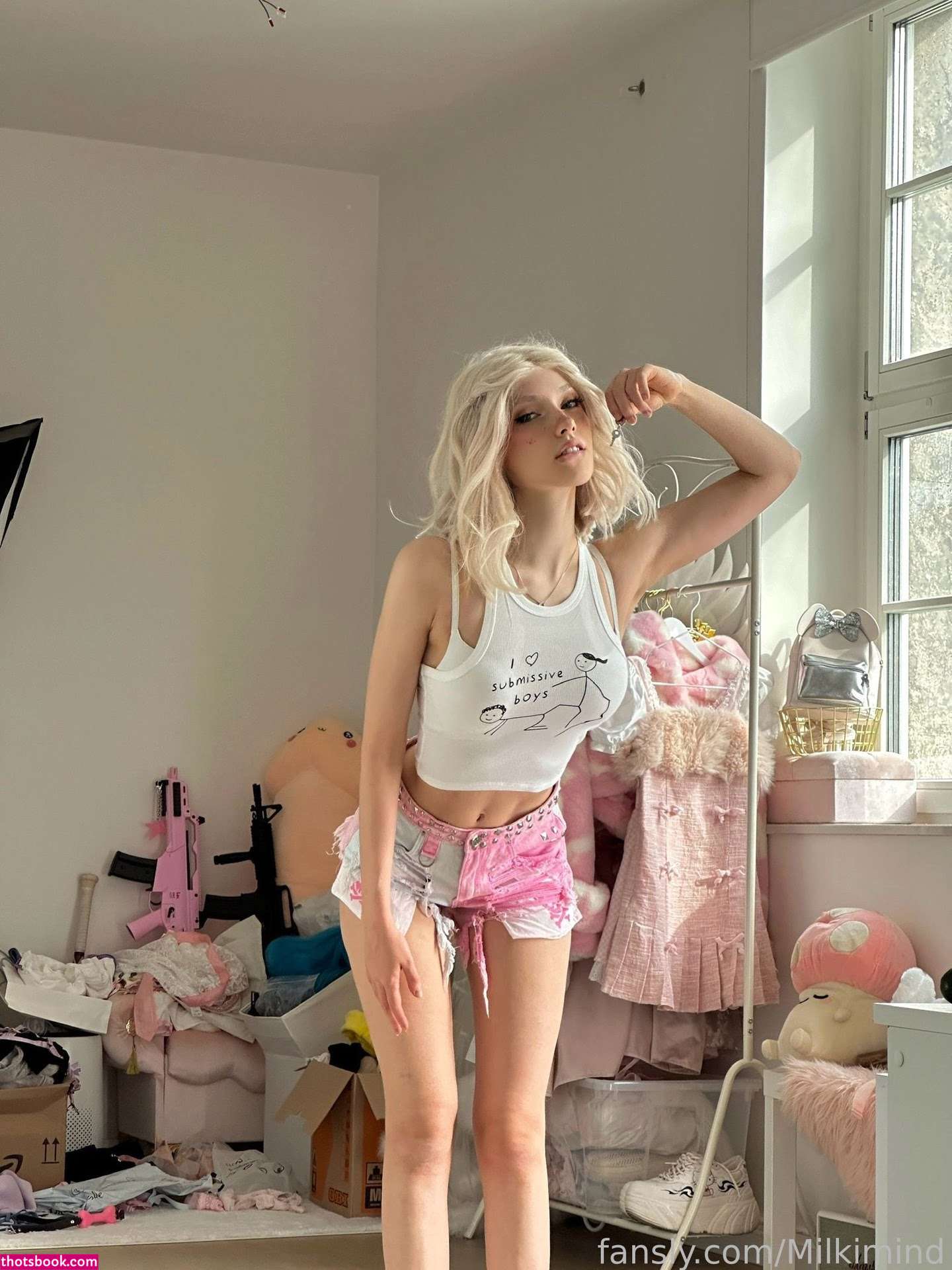 Milkimind Photo #265