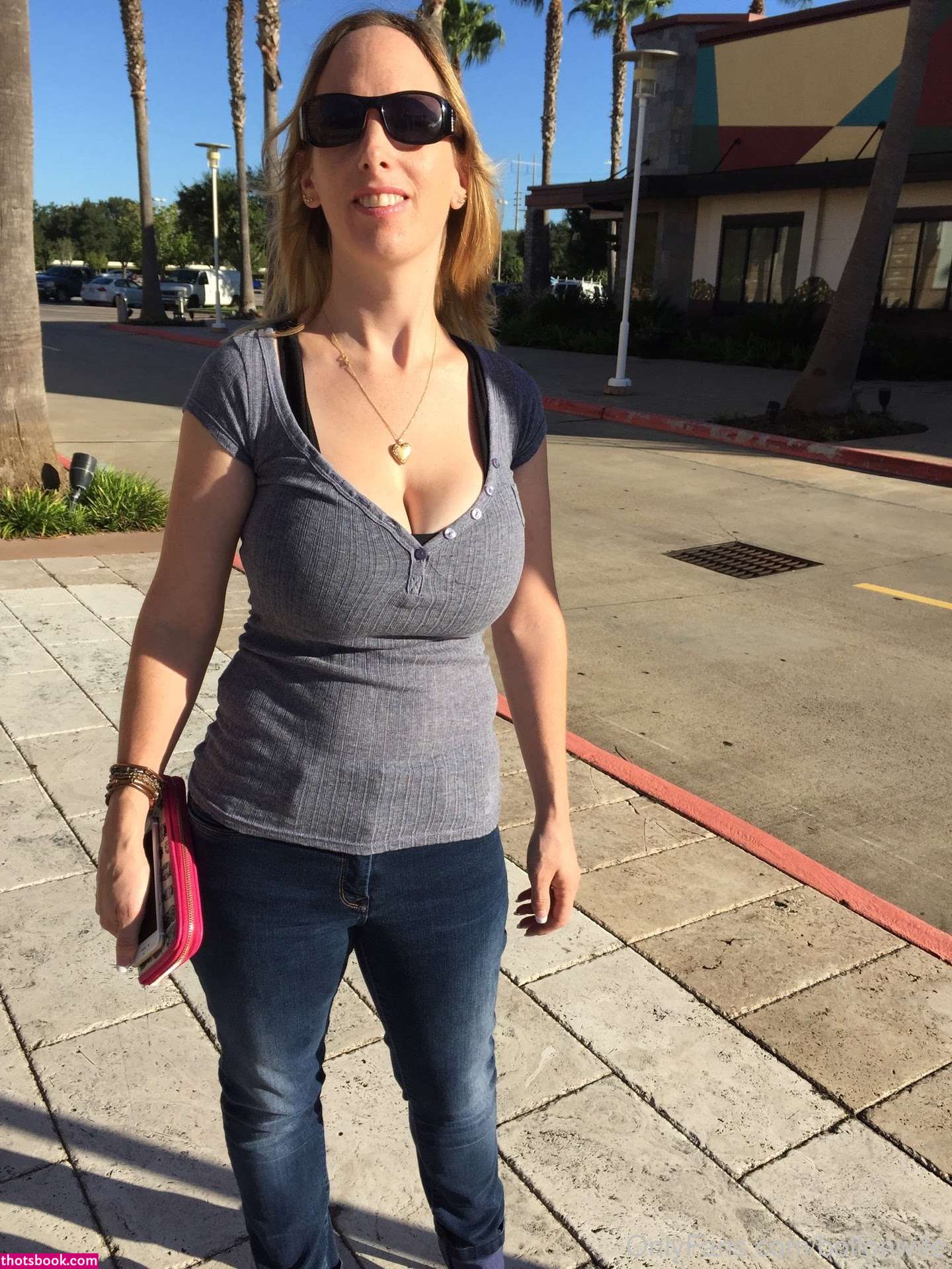 Boltonwife Photo #83