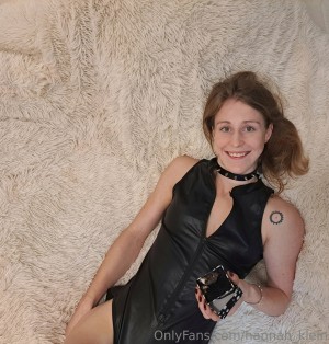 Hannah Klein Photo #46