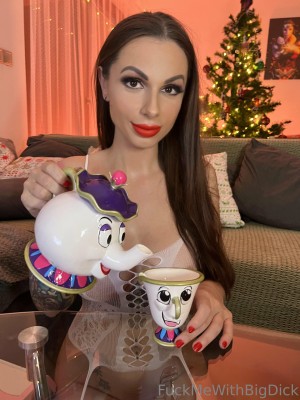 Mrs Physiotherapist Photo #109