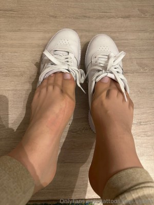 Tattoos Nylons Photo #76