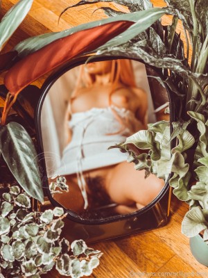 urlilgoddess Photo #4