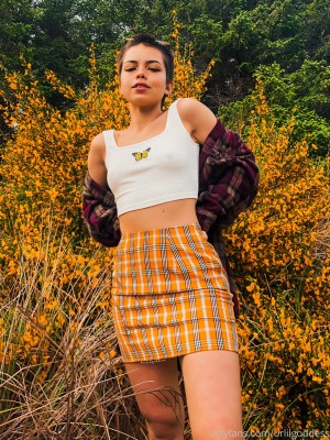 urlilgoddess Photo #43