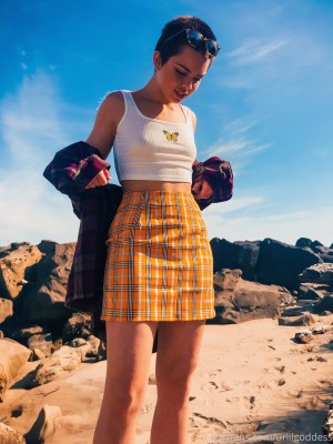 urlilgoddess Photo #44