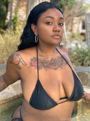 Izzy Saeko Photo #151