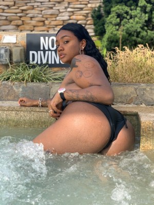 Izzy Saeko Photo #155