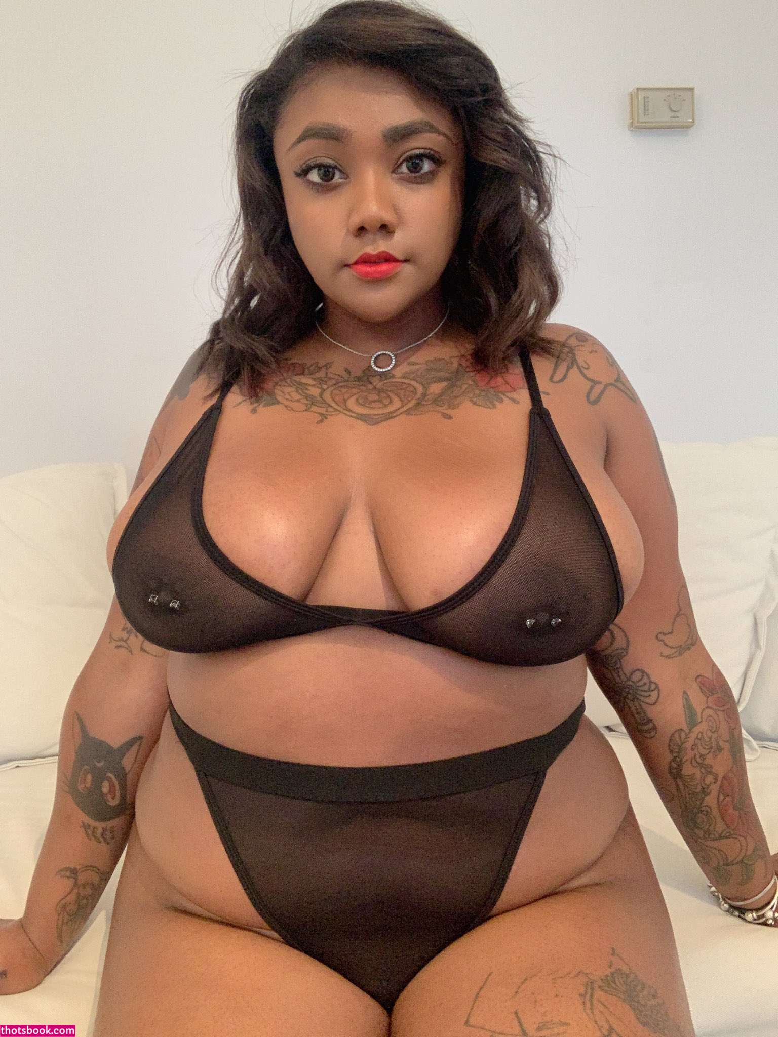 Izzy Saeko Photo #172