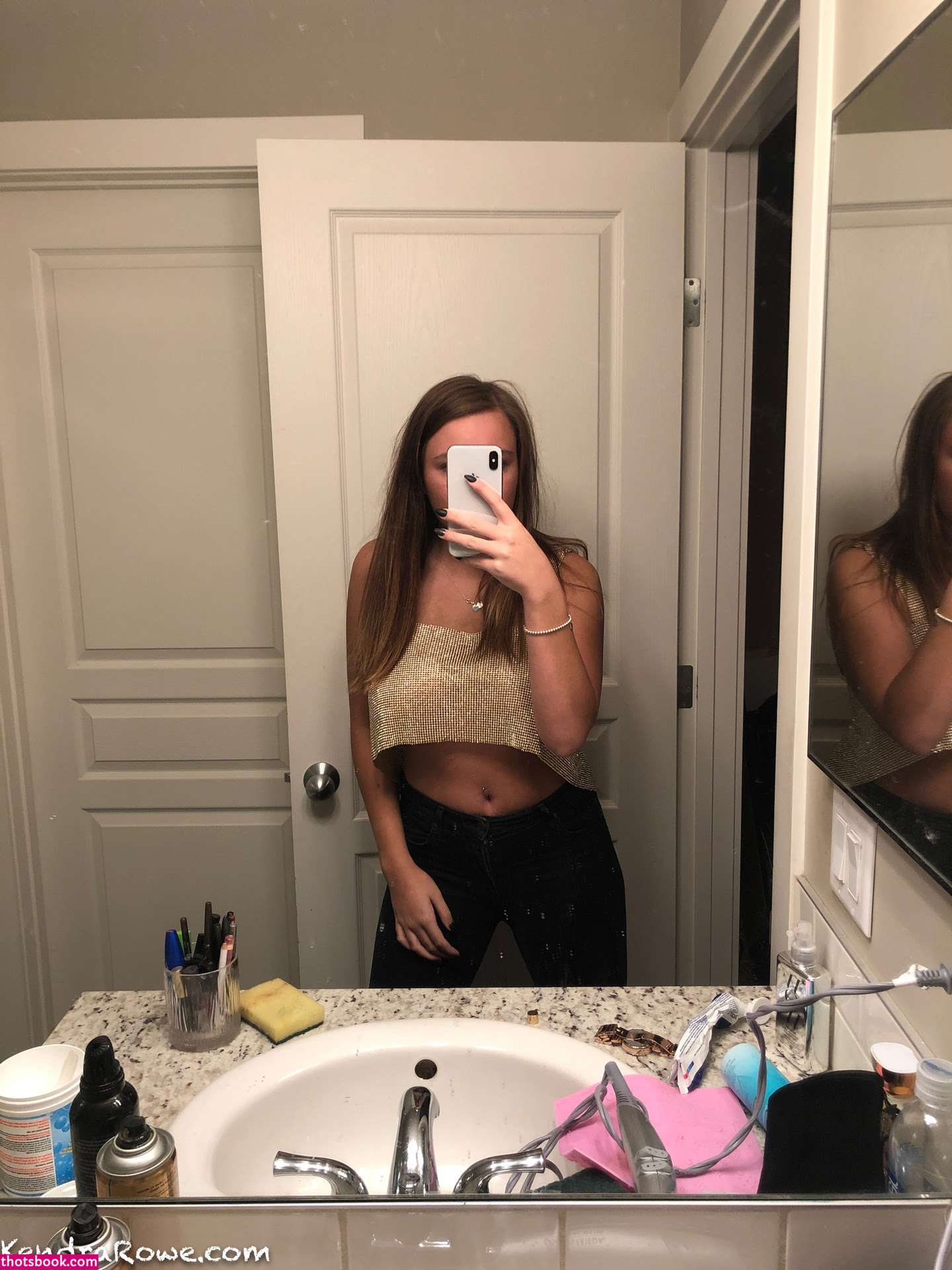 Kendra Rowe Photo #324