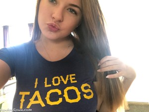 Kendra Rowe Photo #325