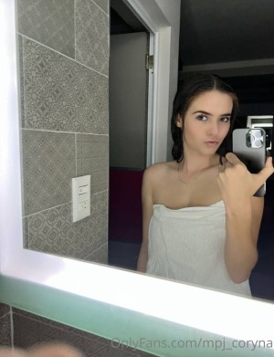 Coryna Ponce Photo #139