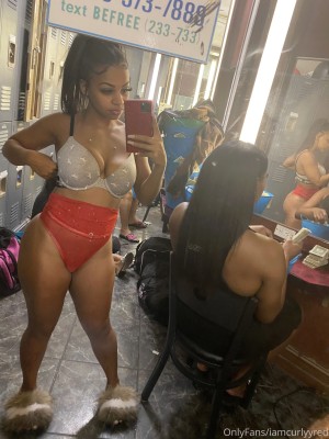 iamcurlyyred Photo #5