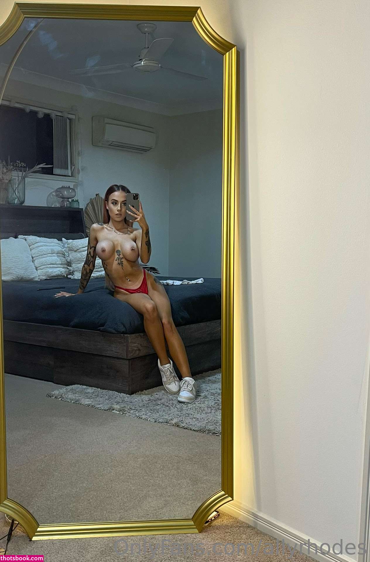 Ally Rhodes Photo #109