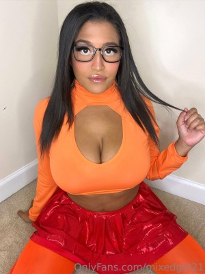 Mixedgirl21 Photo #81