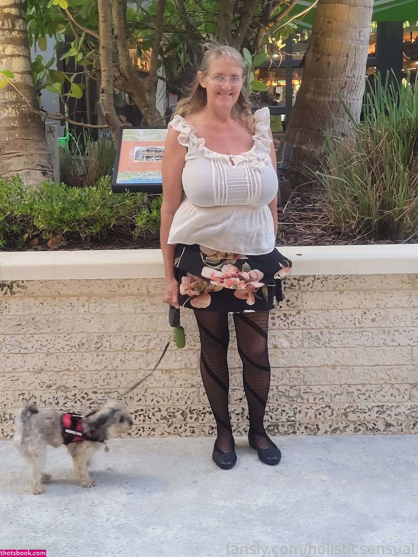 Holisticsensual Photo #24